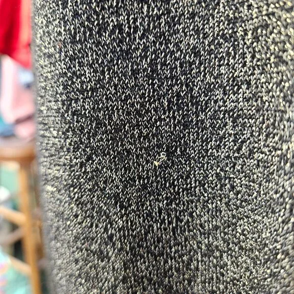 Women's Torrid Knit Cross-Neck Long Sleeve off the shoulder Top Size 2 - Picture 16 of 16